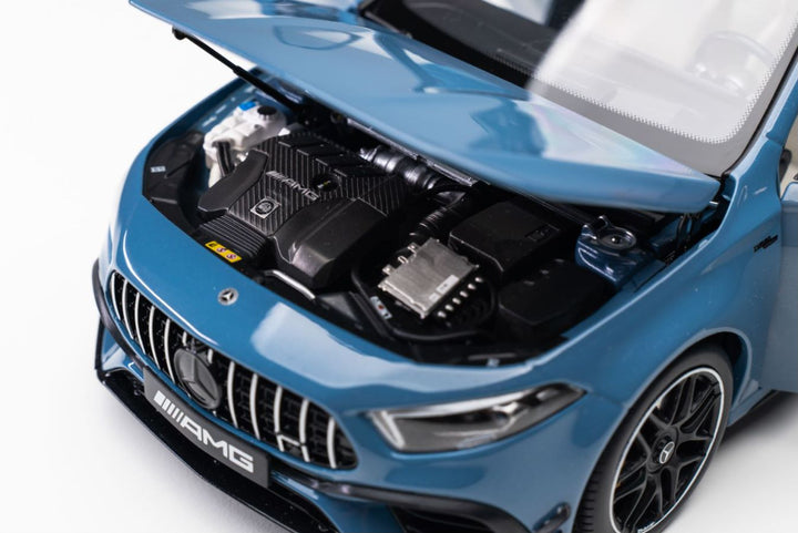 [Preorder] Official Mercedes-Benz 1:18 AMG A45 S Blue 100670