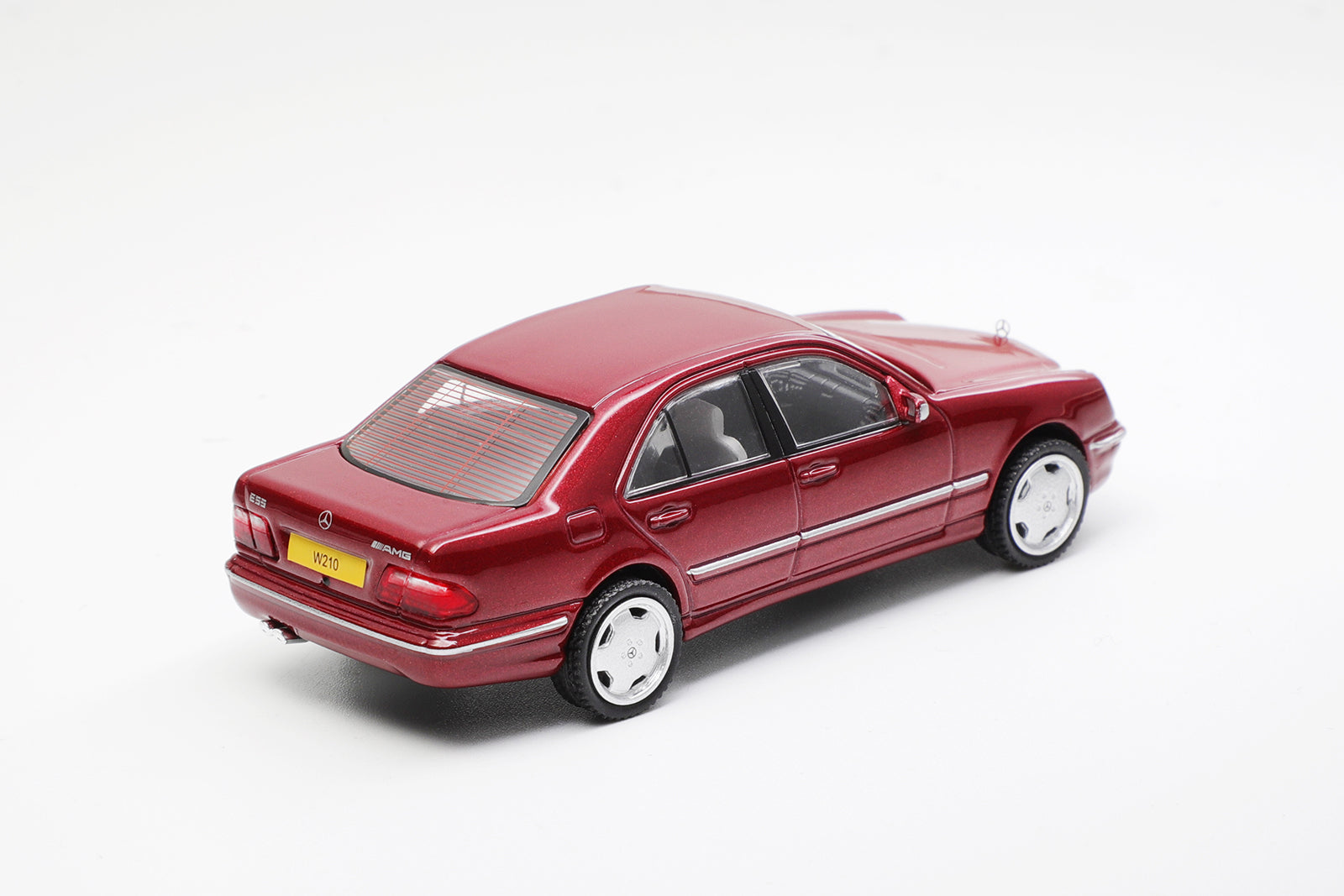 Shadow 1:64 Mercedes-Benz E55 AMG (2 Colours) – Horizon Diecast
