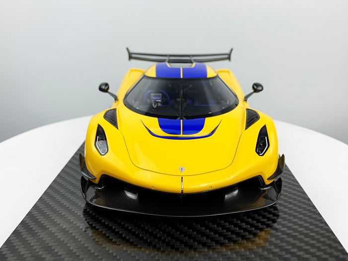 [Preorder] Frontiart 1:18 Koenigsegg Jesko 7336 Swedish Flag Yellow resin