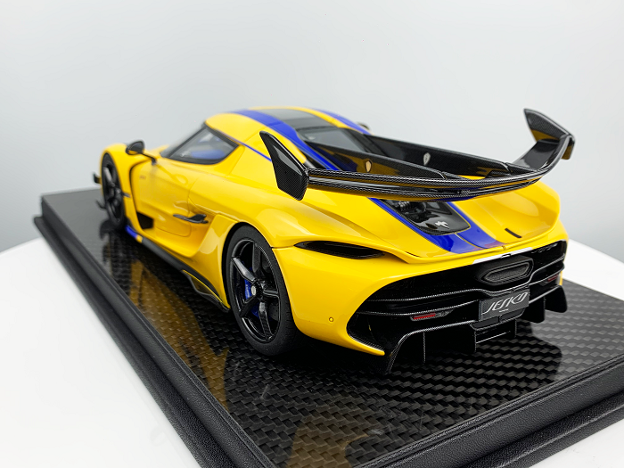 [Preorder] Frontiart 1:18 Koenigsegg Jesko 7336 Swedish Flag Yellow resin