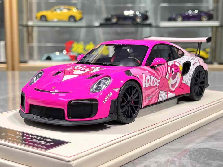 Vehicle Art 1:18 Porsche 911 GT2 RS Weissach - 4 Colors