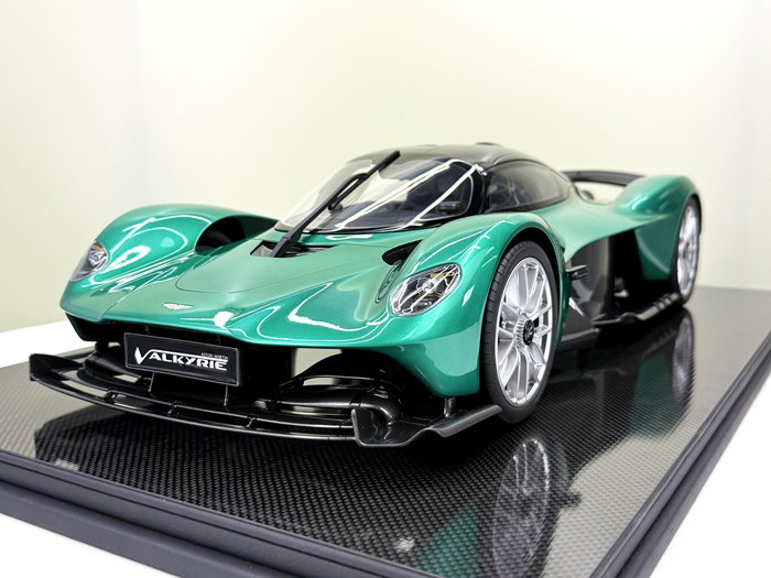 [Preorder] Frontiart 1:8 Aston Martin Valkyrie British Green F144-60