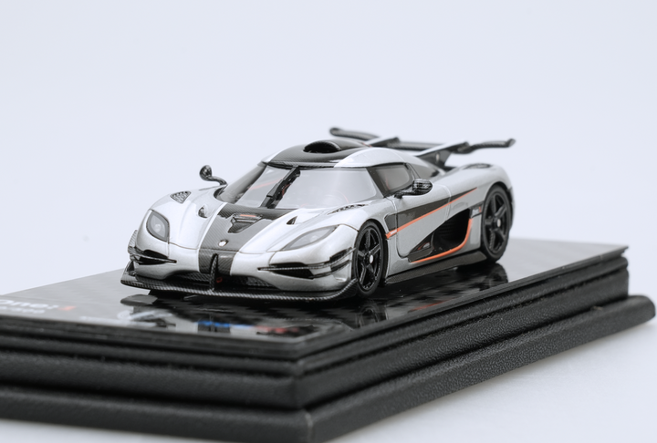 Frontiart 1:64 Koenigsegg One:1 Silver Open Resin Model F150-10