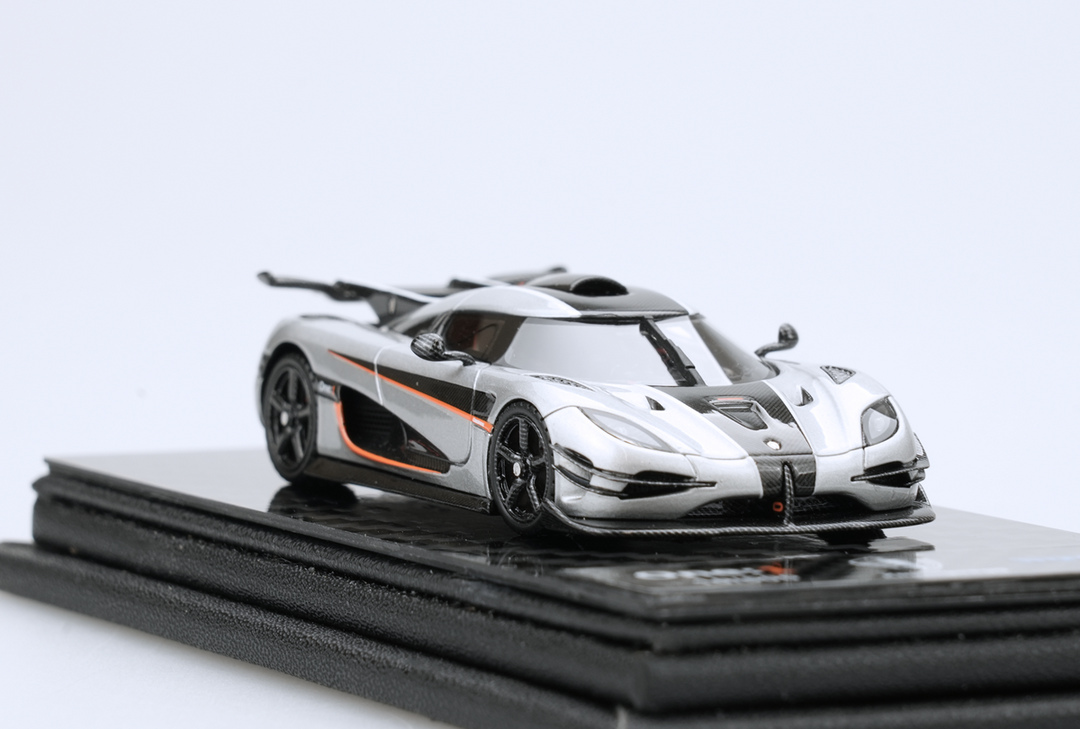 Frontiart 1:64 Koenigsegg One:1 Silver Open Resin Model F150-10