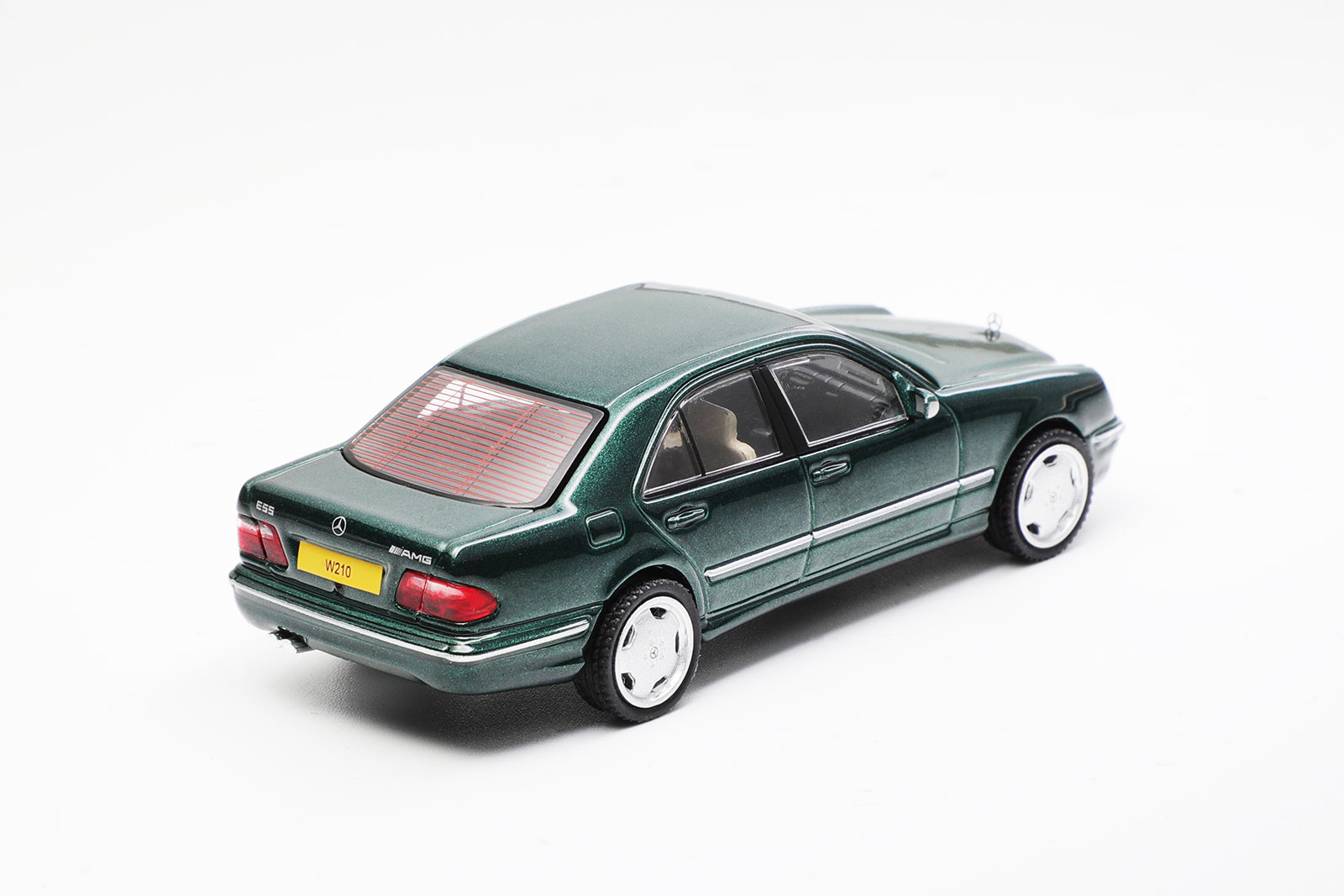 Shadow 1:64 Mercedes-Benz E55 AMG (2 Colours) – Horizon Diecast