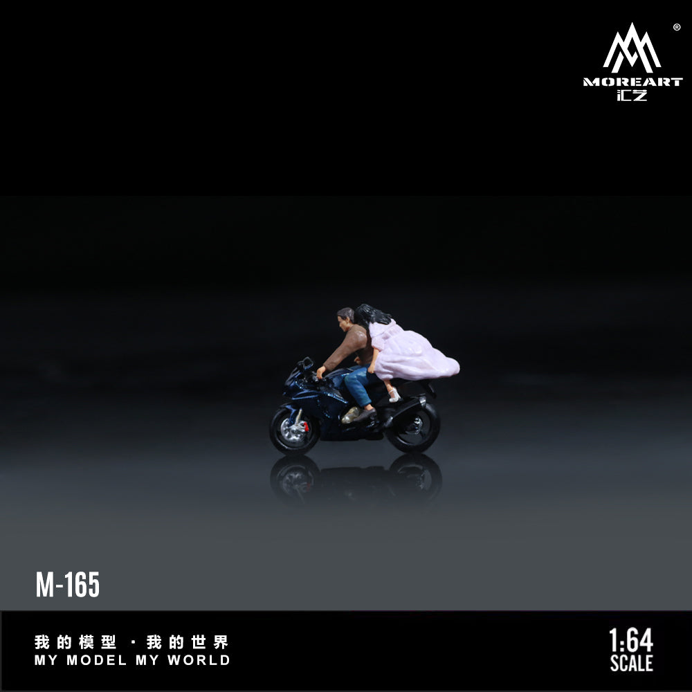 [Preorder] MoreArt 1:64 SUZUKI DEEP BLUE MOTORCYCLE COUPLE MO222165