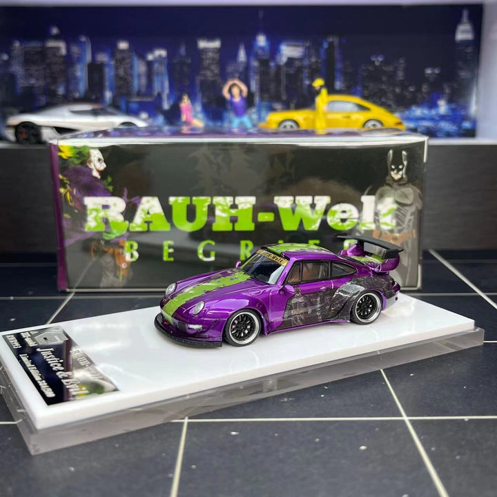 [Preorder] XKE 1:64 Porsche RWB 993 - Batman and Joker Livery