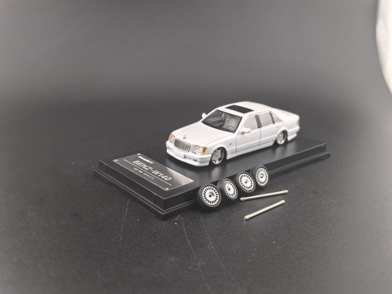 Stance 1/64 Mercedes Benz w 140 精密ミニカー MERCEDES BENZ S600 W140 CHAMPAGNE 1/64 DIECAST CAR MODEL BY
