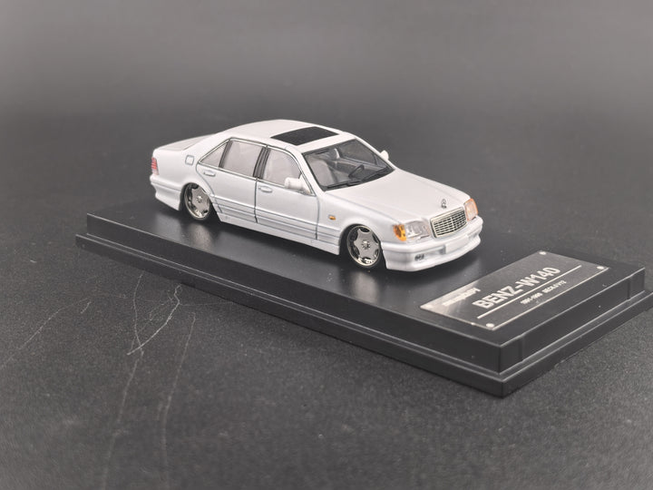 Fine works 1:64 Mercedes BENZ W140 - Pearl White
