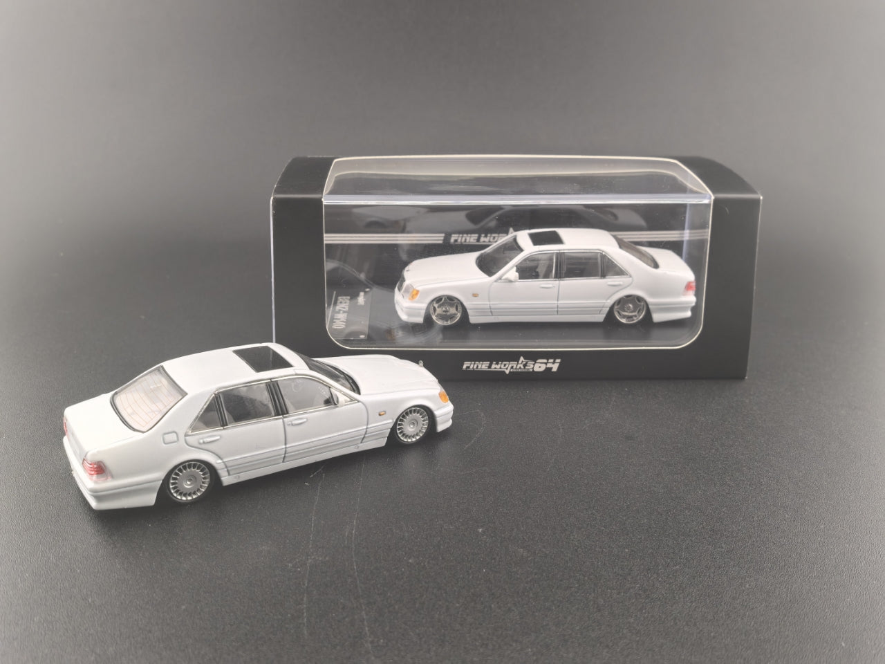 Stance 1/64 Mercedes Benz w 140 精密ミニカー Stance 1/64 Mercedes Benz w 140 精密ミニカー
