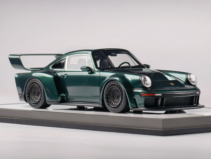 [Preorder] MCM 1:18 Porsche Singer DLS Turbo - Green (4 Versions)