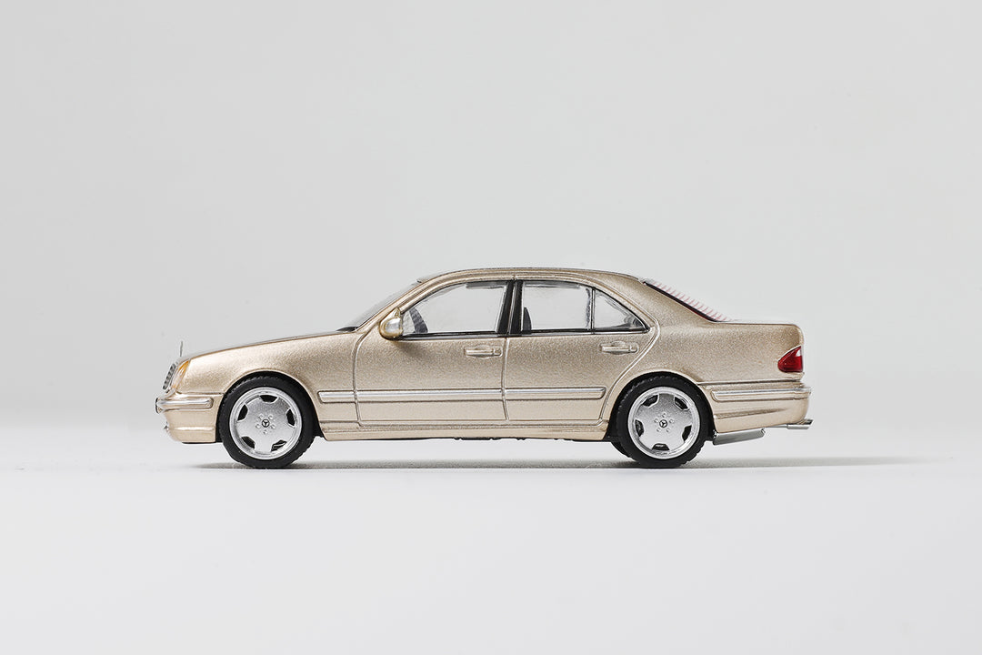 [Preorder] Shadow 1:64 Mercedes-Benz E55 AMG W210 (5 Colours)