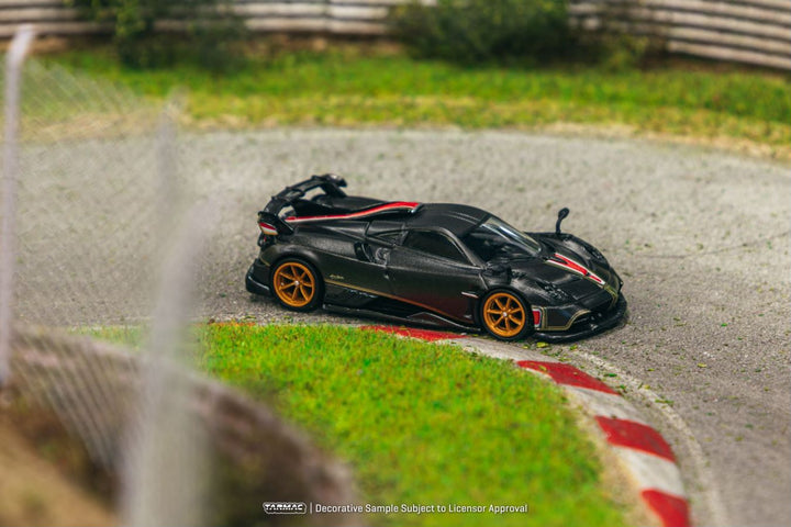 [Preorder] Tarmac Works 1:64 Pagani Imola Matt Black Carbon Fiber T64G-TL046-BCF