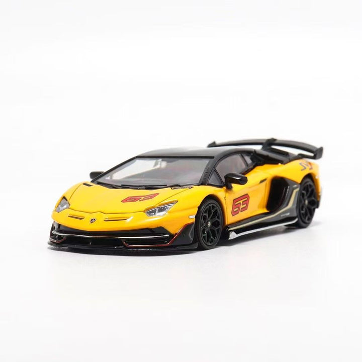 Maxwell Model 1:64 Lamborghini Aventador SVJ63 - Yellow