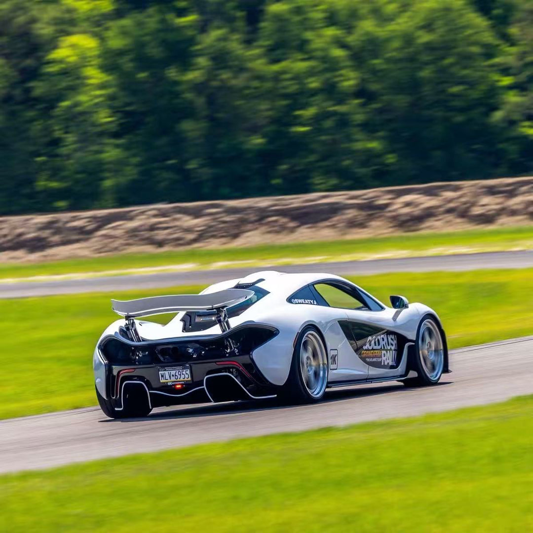[Preorder] Halo X EDM 1:64 McLaren P1 White