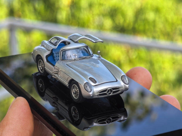 [Preorder] YS Model 1:64 Mercedes-BENZ 300SLR Ulunhot - SIlver