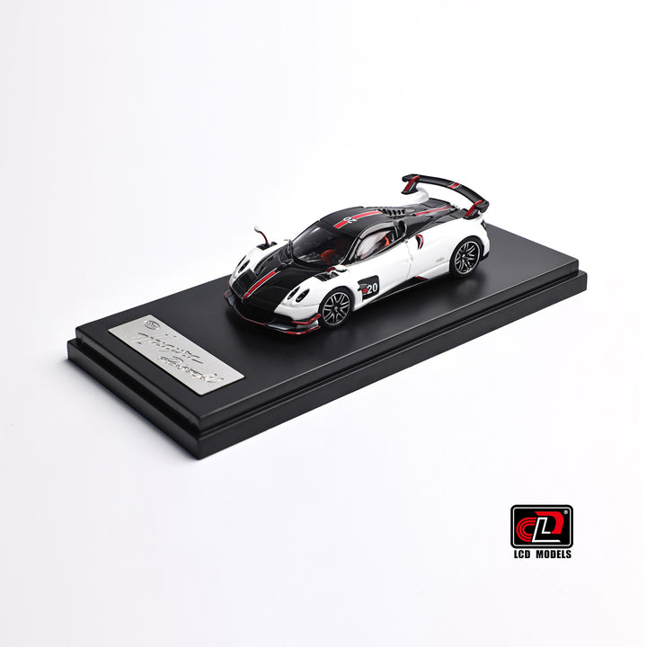[Preorder] LCD 1:64 Pagani Huayra Roadster BC LCD64011B (4 Colours)