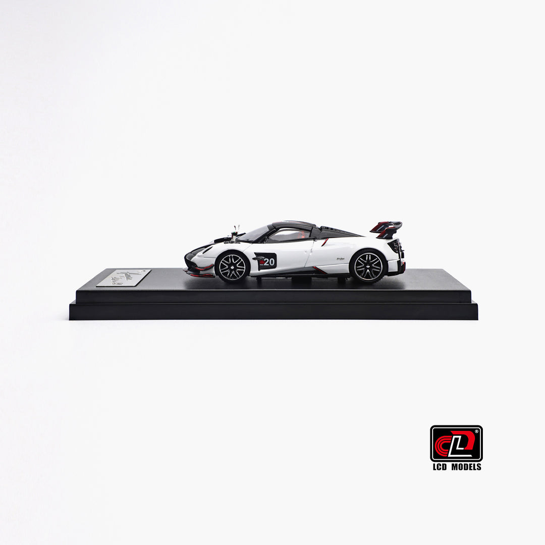[Preorder] LCD 1:64 Pagani Huayra Roadster BC LCD64011B (4 Colours)