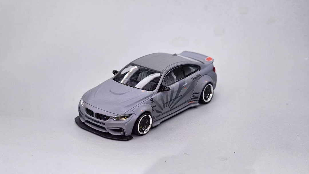 [Preorder] DAP Model 1:64 M4 Mk1 F82 Liberty Walk Widebody Combat Grey