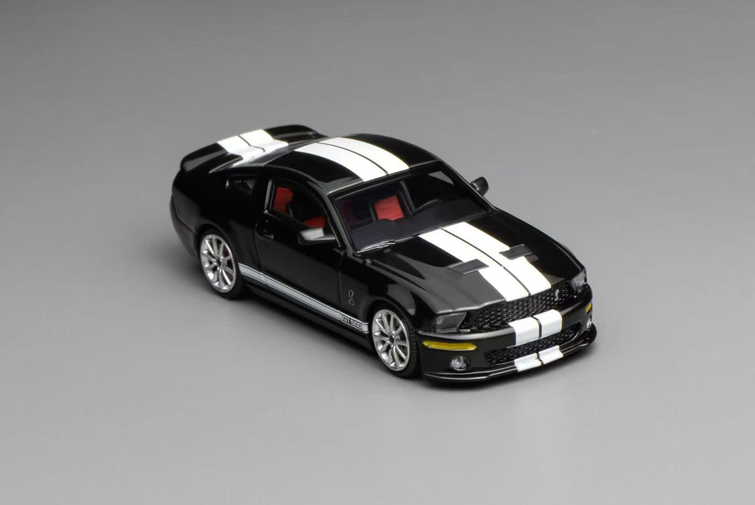 [Preorder] MOTORHELIX x Greenlight 1:64 Ford Mustang Shelby GT500 Super Snake 2007  (2 Colours)