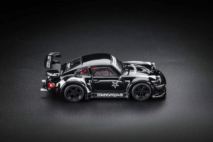 [Preorder] FG 1:64 RWB 930 Black Devil 64003-08
