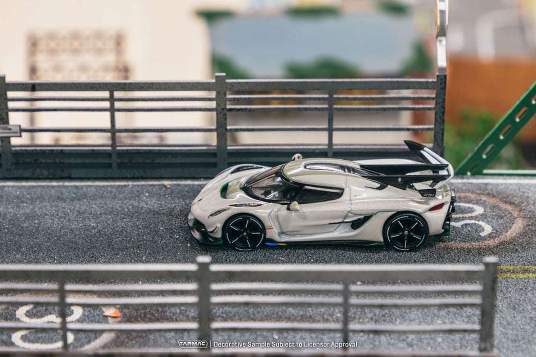 [Preorder] Tarmac Works 1:64 Koenigsegg Jesko Attack White T64G-TL052-WH