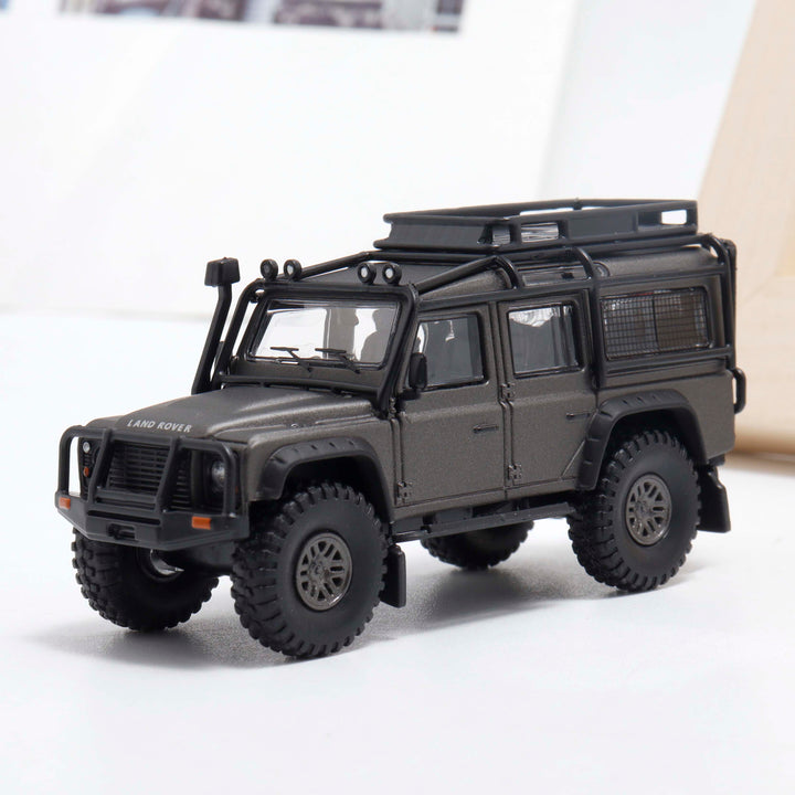 [Preorder] Master x Decode 1:64 Land Rover Defender 4X4 (5 Colours)
