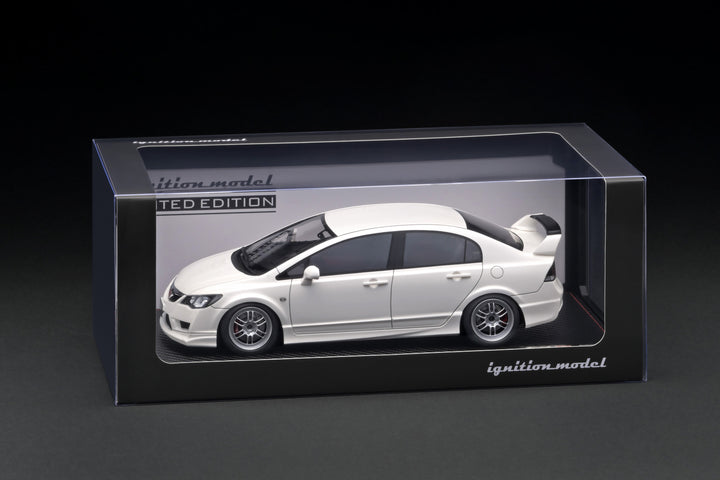 [Preorder] Ignition Model 1:18 Honda CIVIC (FD2) TYPE R White With K20A Engine