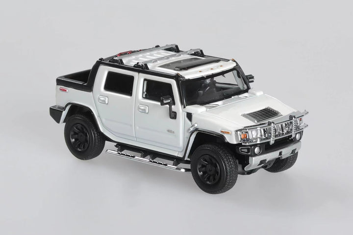 [Preorder] LuLu Model 1:64 GMC Hummer H2 SUT (2 Colours)