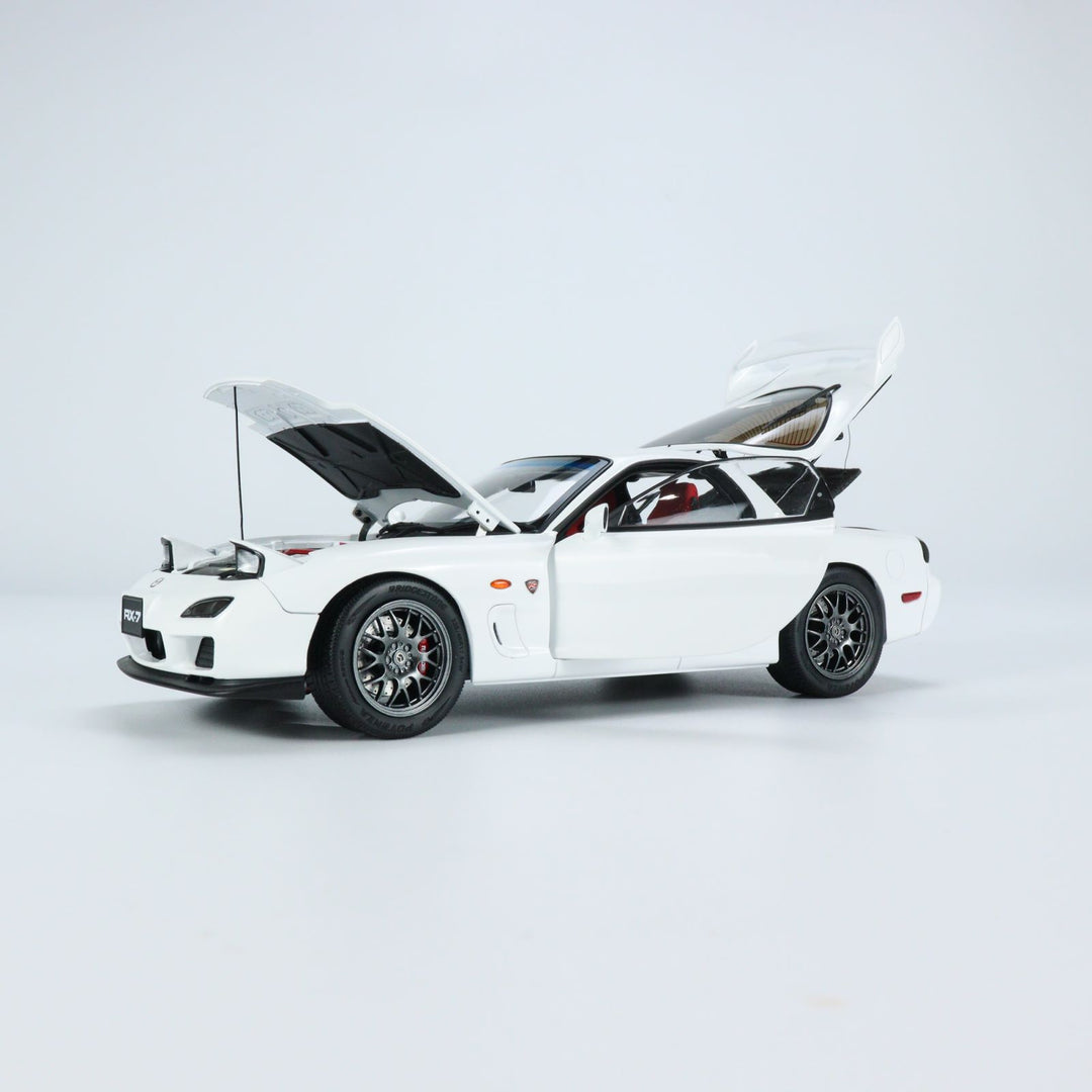 Polar Master 1:18 Mazda RX-7 Spirit R White Diecast Full Open