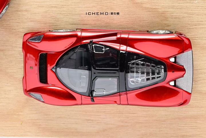 [Preorder] Demon Zone x DMH 1:64 Pininfarina P4/5 + Enzo Metallic Red Set