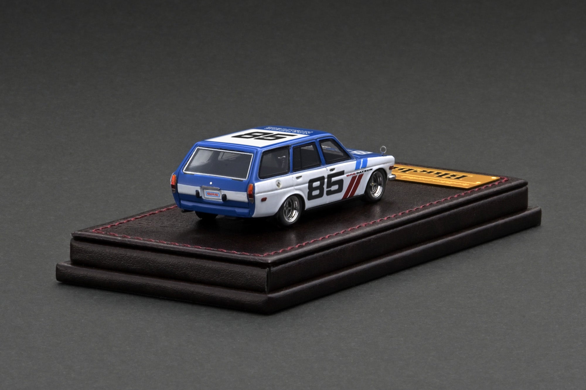 ミニカー Datsun Bluebird 510 Datsun Bluebird (510) Gun Metallic With Engine (ミニカー