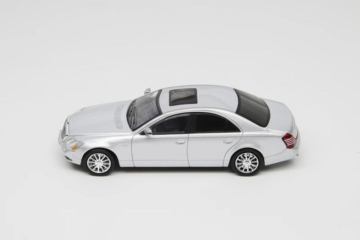 [Preorder] Shadow 1:64 Mercedes Maybach 57S (4 Colours)