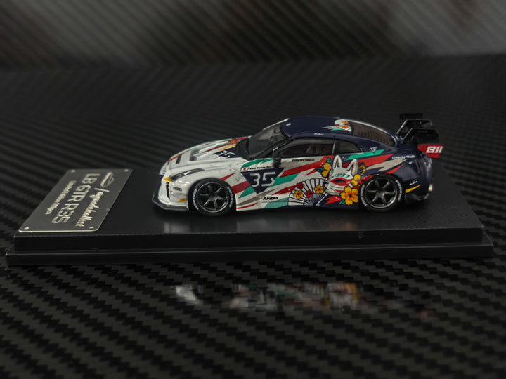[Preorder] Model Collect 1:64 LB GTR R35 1.5 Kitsune Mask Livery MC640004S