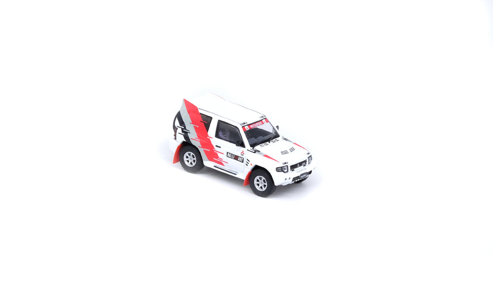 Inno64 1:64 Mitsubishi Pajero Evolution "RALLIART" White IN64-EVOP-RAWHI