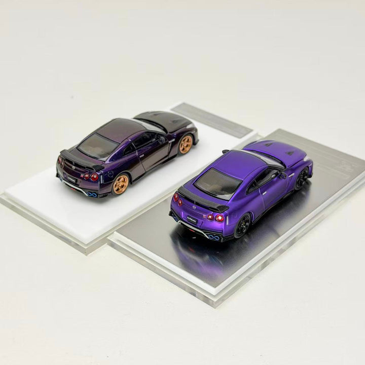 MOTORHELIX 1:64 Nissan GT-R (R35) 2021 Midnight Purple M63531DZ-YJ