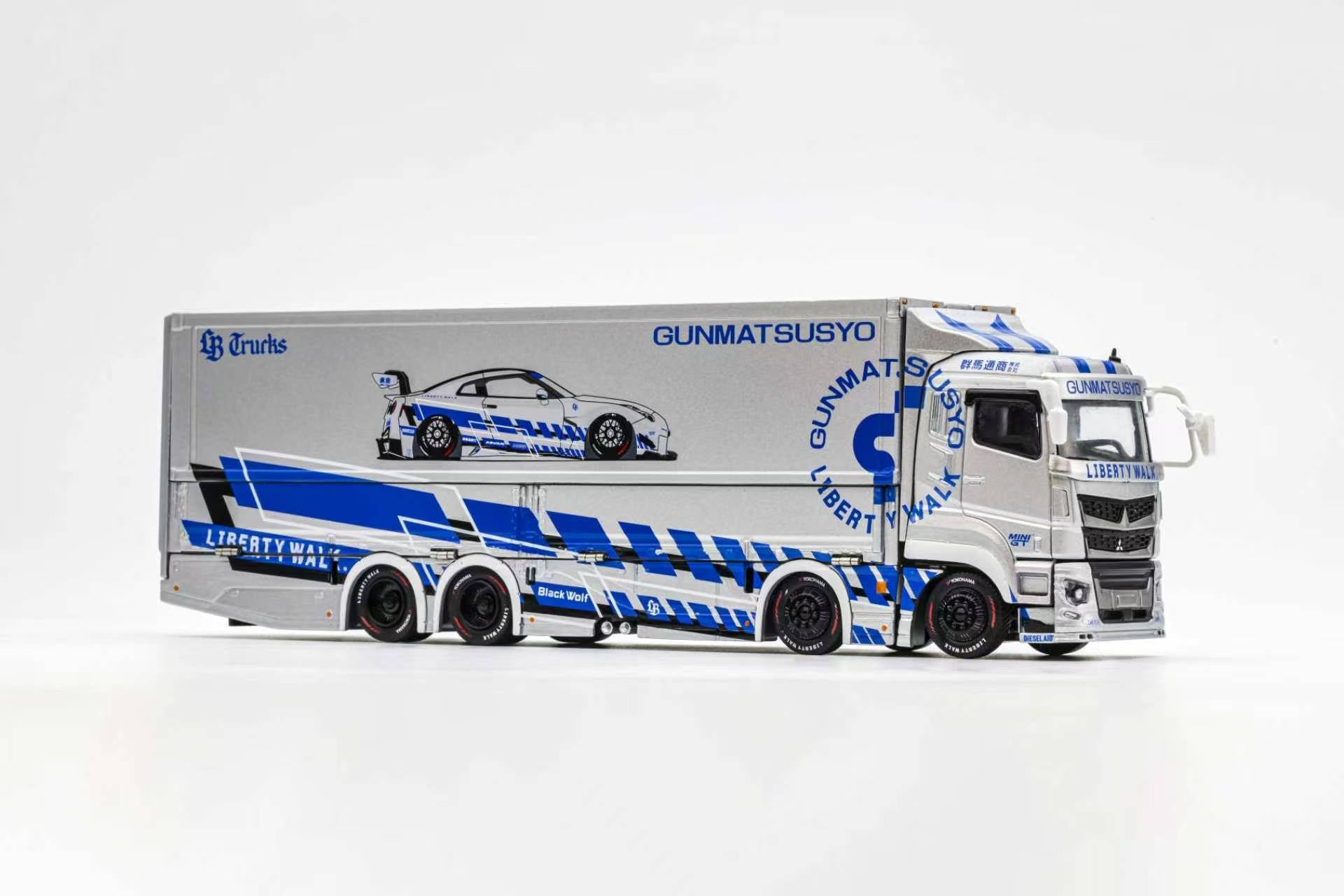 Preorder] GCD 1:64 LB TRUCKS Mitsubishi Fuso Super Great SILVER