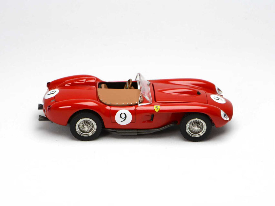 [Preorder] GFCC 1:64 Ferrari 250TR (2 Versions)
