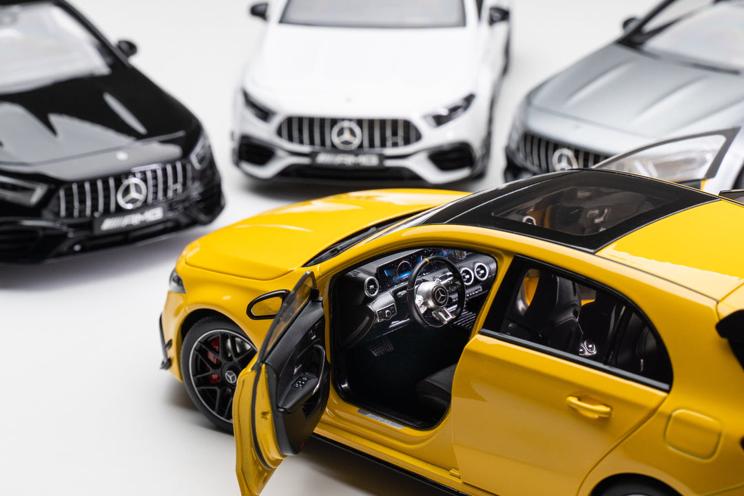 Kiloworks 1:18 Mercedes-Benz AMG A45 S Grey LHD