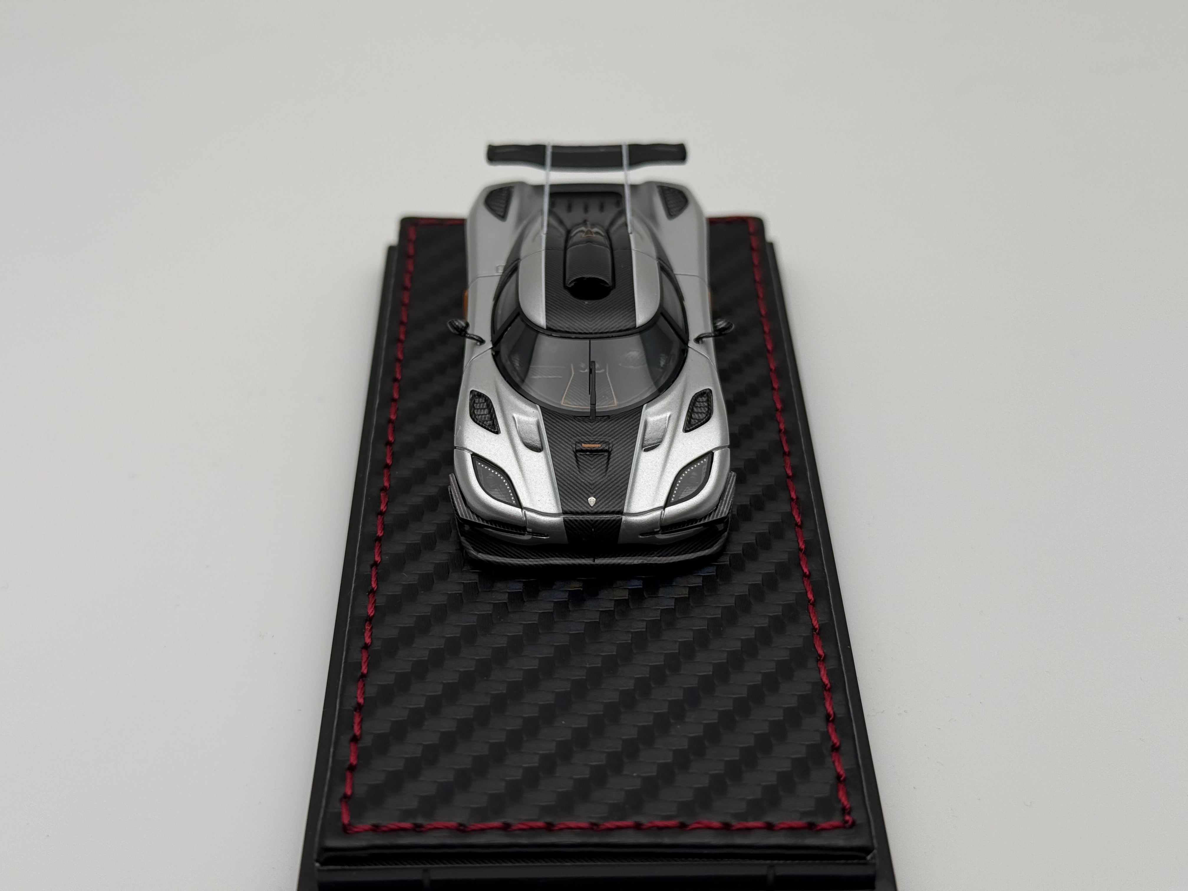 シュンページ① CoolArtCollection 1:64 Koenigsegg ONE:1 (2 Colours) – Horizon Diecast