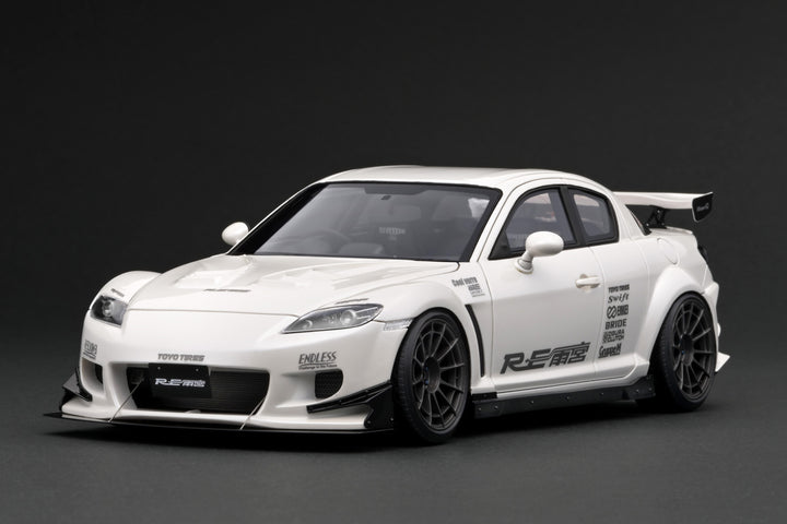 [Preorder] Ignition Model 1:18 Mazda RX-8 (SE3P) RE Amemiya Pearl White With 13B Engine IG3174