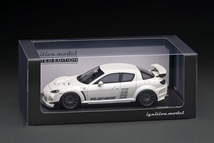 [Preorder] Ignition Model 1:18 Mazda RX-8 (SE3P) RE Amemiya Pearl White With 13B Engine IG3174