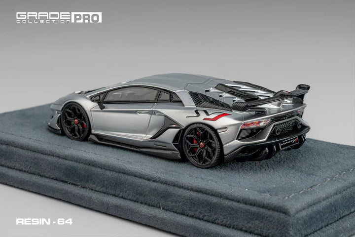 [Preorder] GRADE PRO 1:64 Lamborghini Aventador SVJ LP770 Novitec (4 Colours)