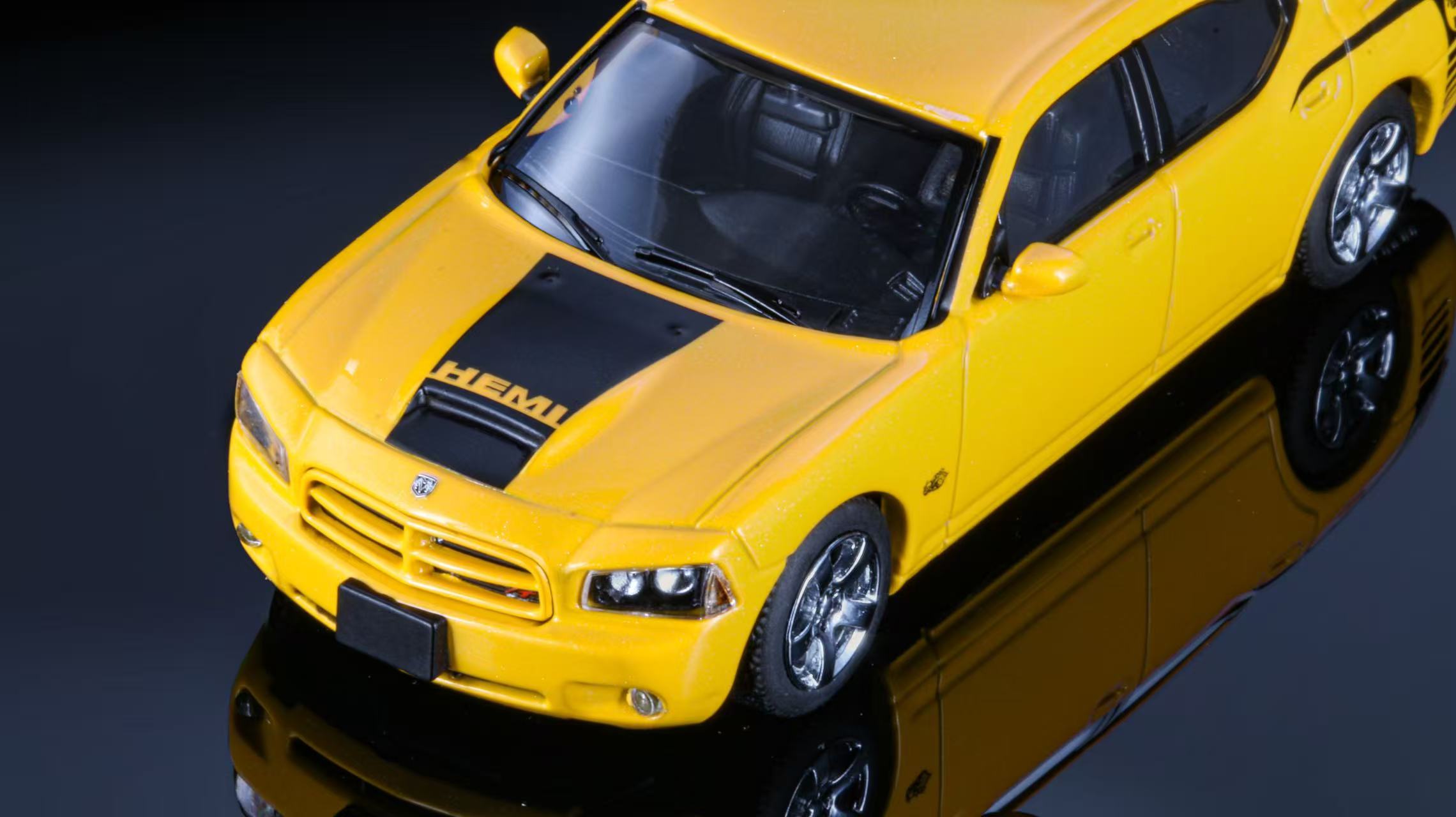 Rollin 1:64 Dodge Charger 08 R/T - Yellow – Horizon Diecast