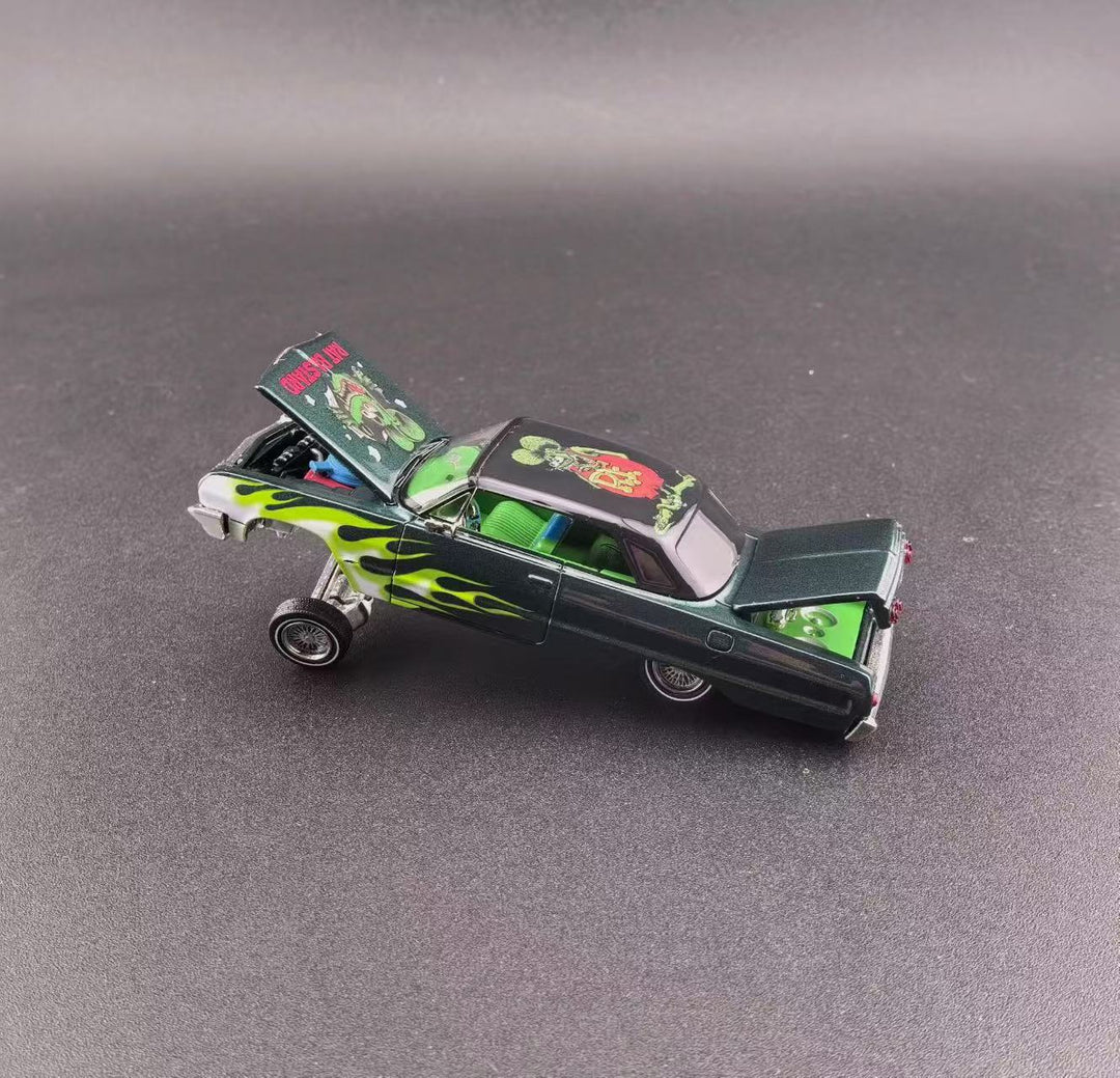 FineWorks64 1:64 Chevrolet Impala West Coast Bouncing Emerald Green Fink Mouse (2 Versions)