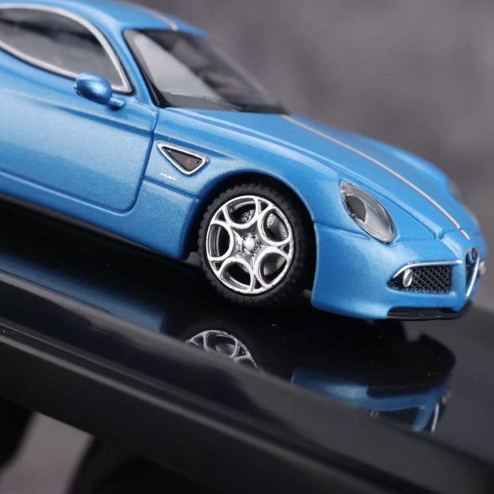 [Preorder] MOTORHELIX 1:64 Alfa Romeo 8C Ice Lake Blue