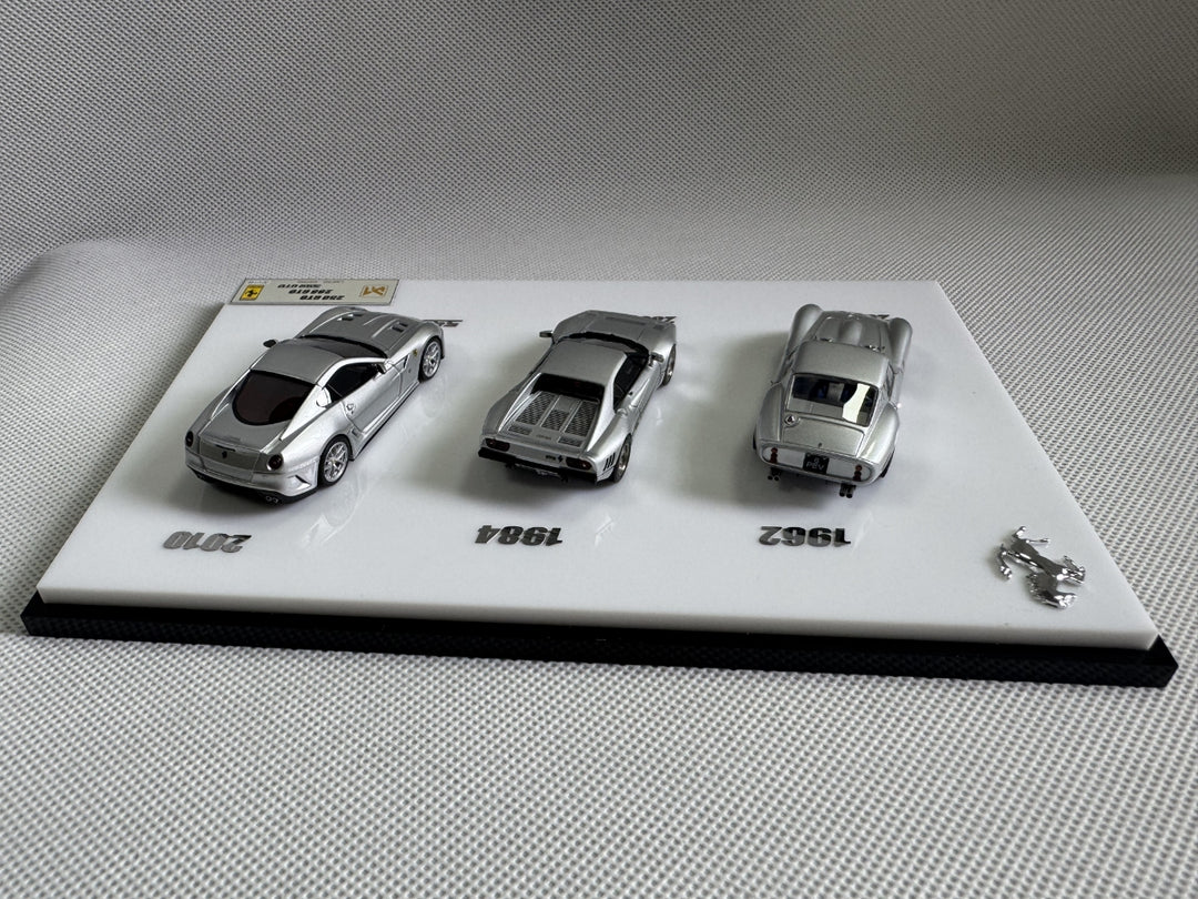 [Preorder] DMY64 1:64 Ferrari Supercar GT0 250GTO / 288GTO / 599GTO - Silver