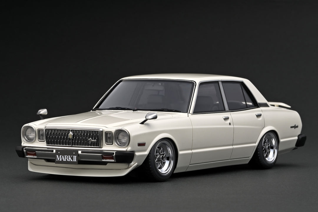 [Preorder] Ignition Model 1:18 Toyota MarkⅡ Sedan Grande (MX41) White