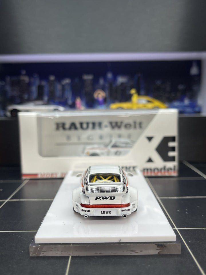 [Preorder] XKE 1:64 Porsche RWB964 - White 41# Livery