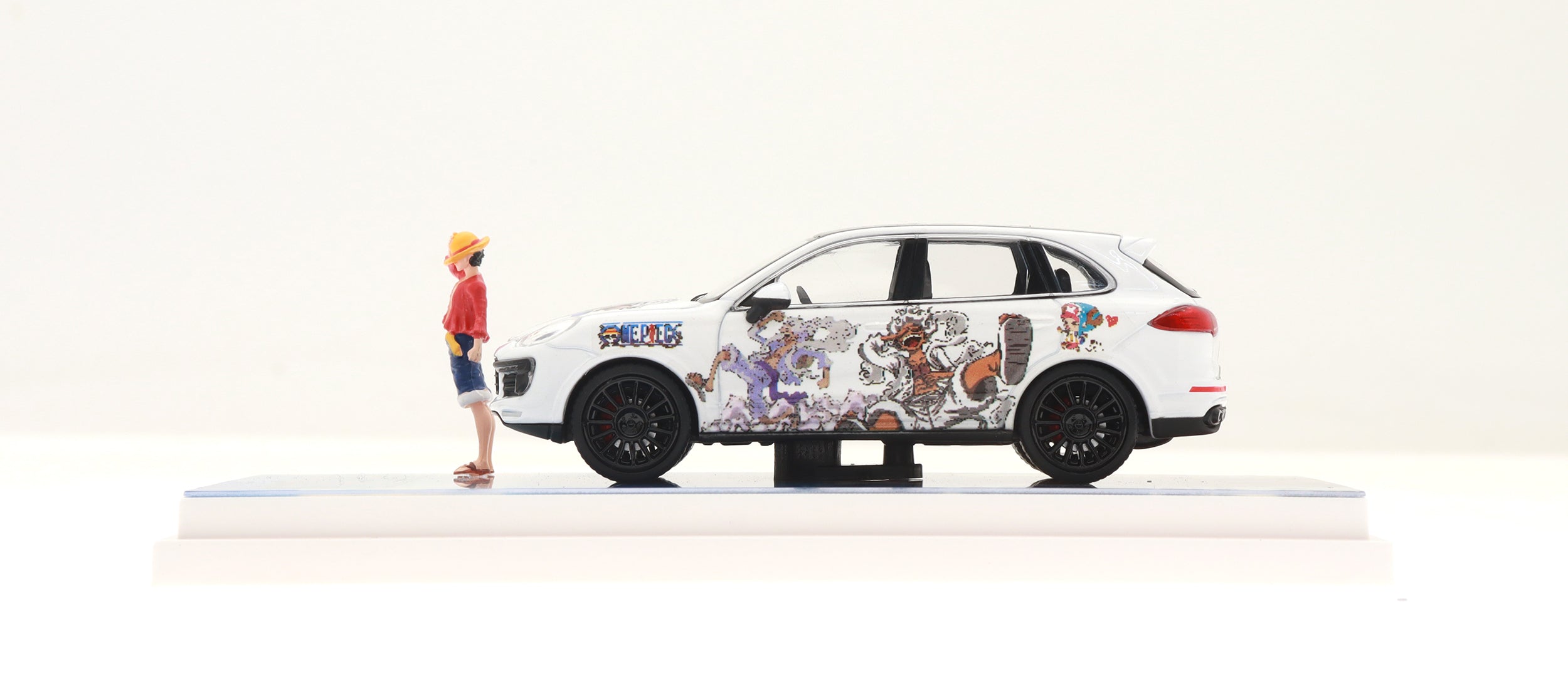 Original Model 1:64 Porsche Cayenne (3 Versions) – Horizon Diecast